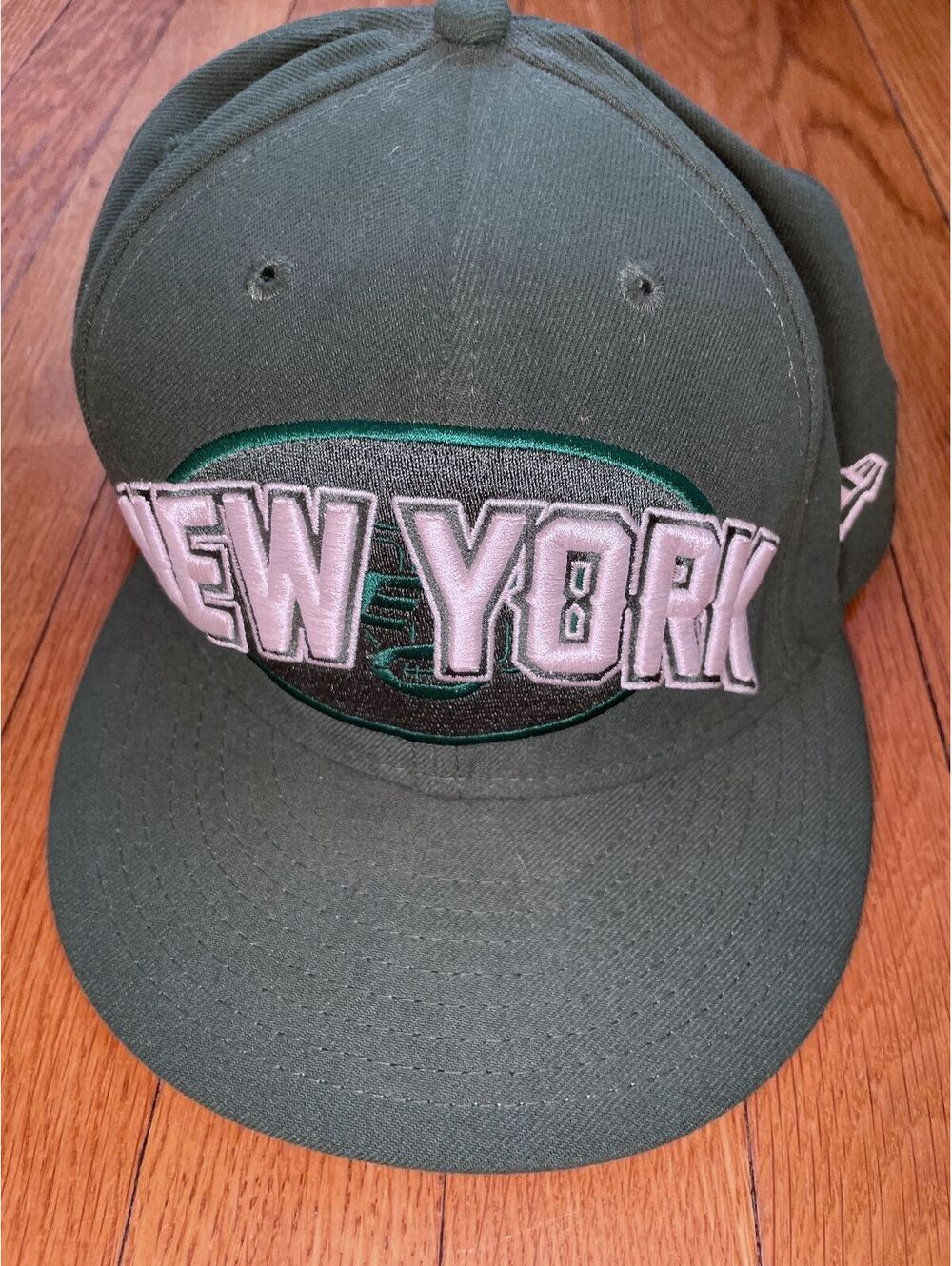 New Era New York Jets 59FIFTY Green White Fitted Baseball Cap 7 5/8 Football NFL